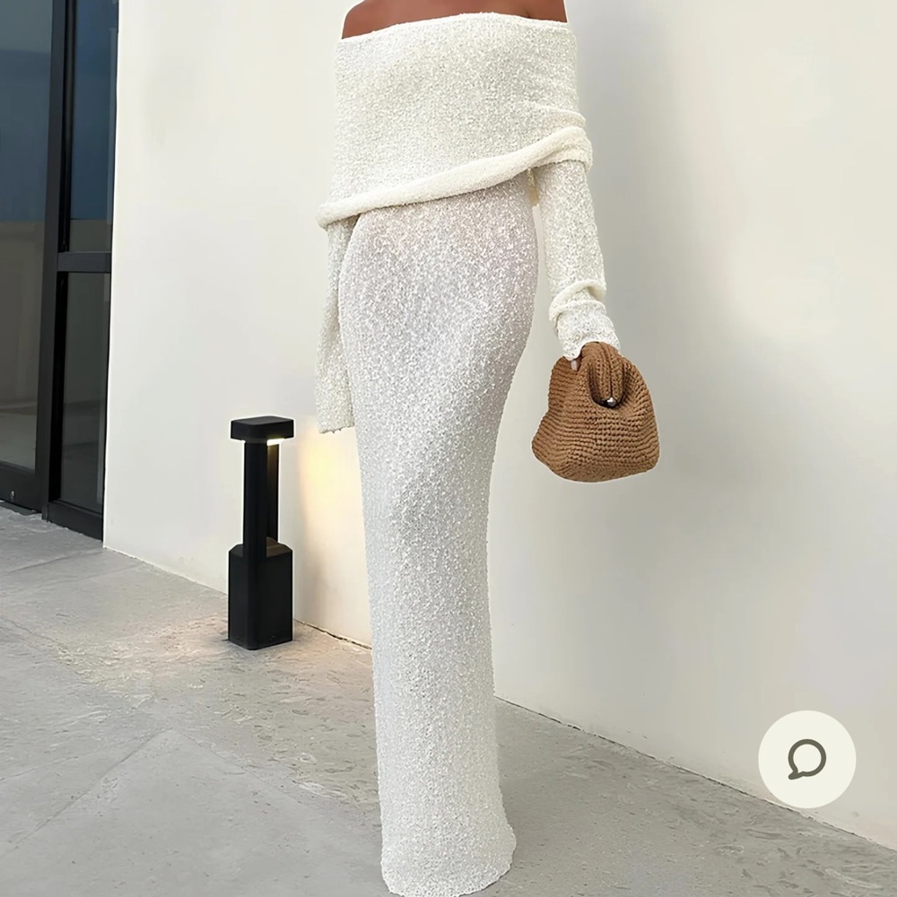 Elegant Off-Shoulder White Maxi Dress